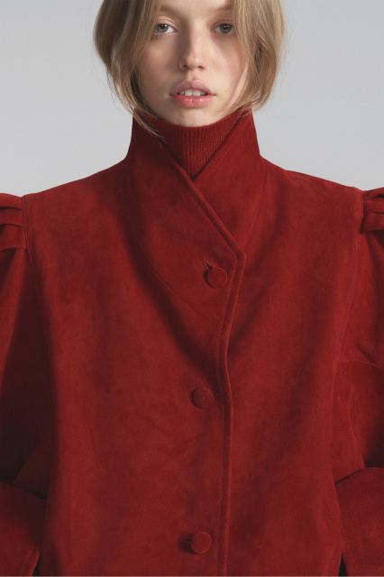 Suede jacket with voluminous sleeves