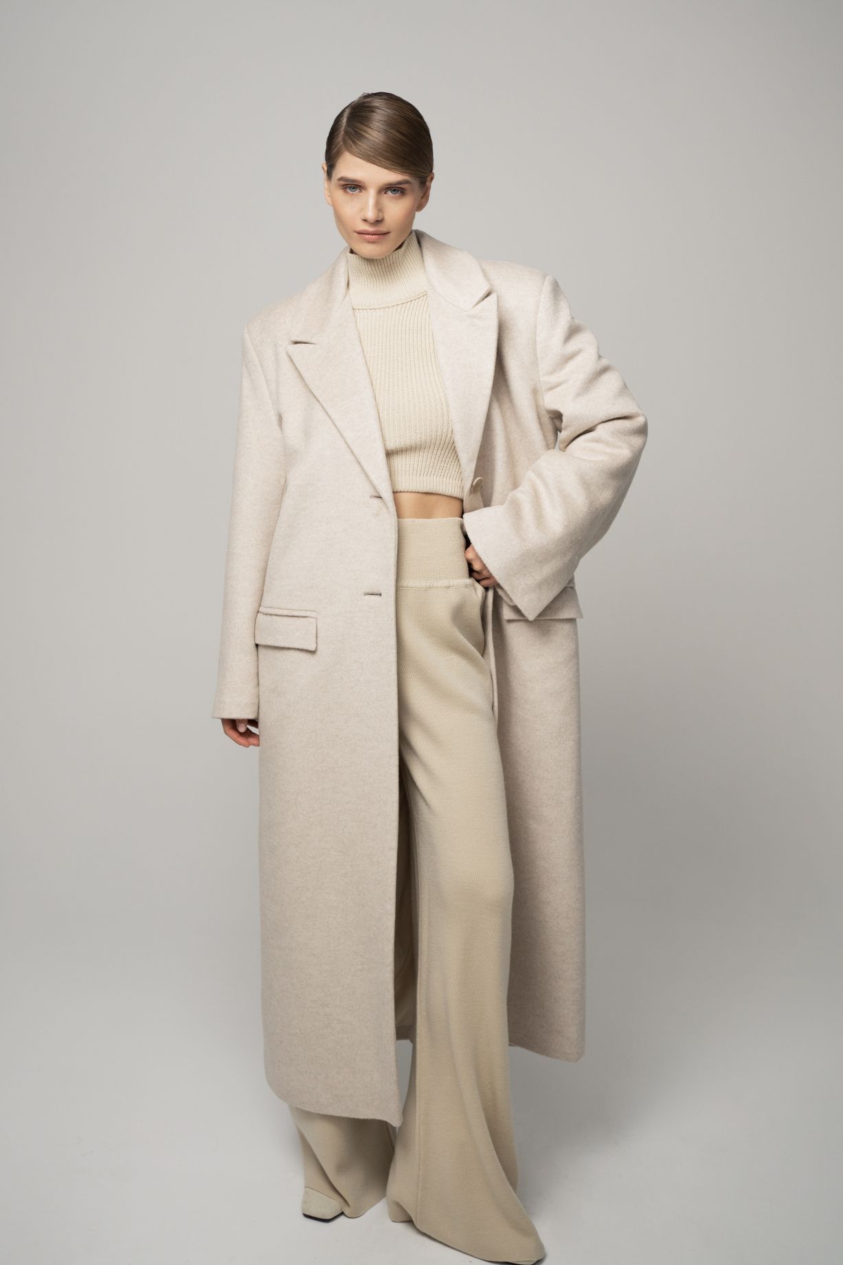 Пальто из шерсти