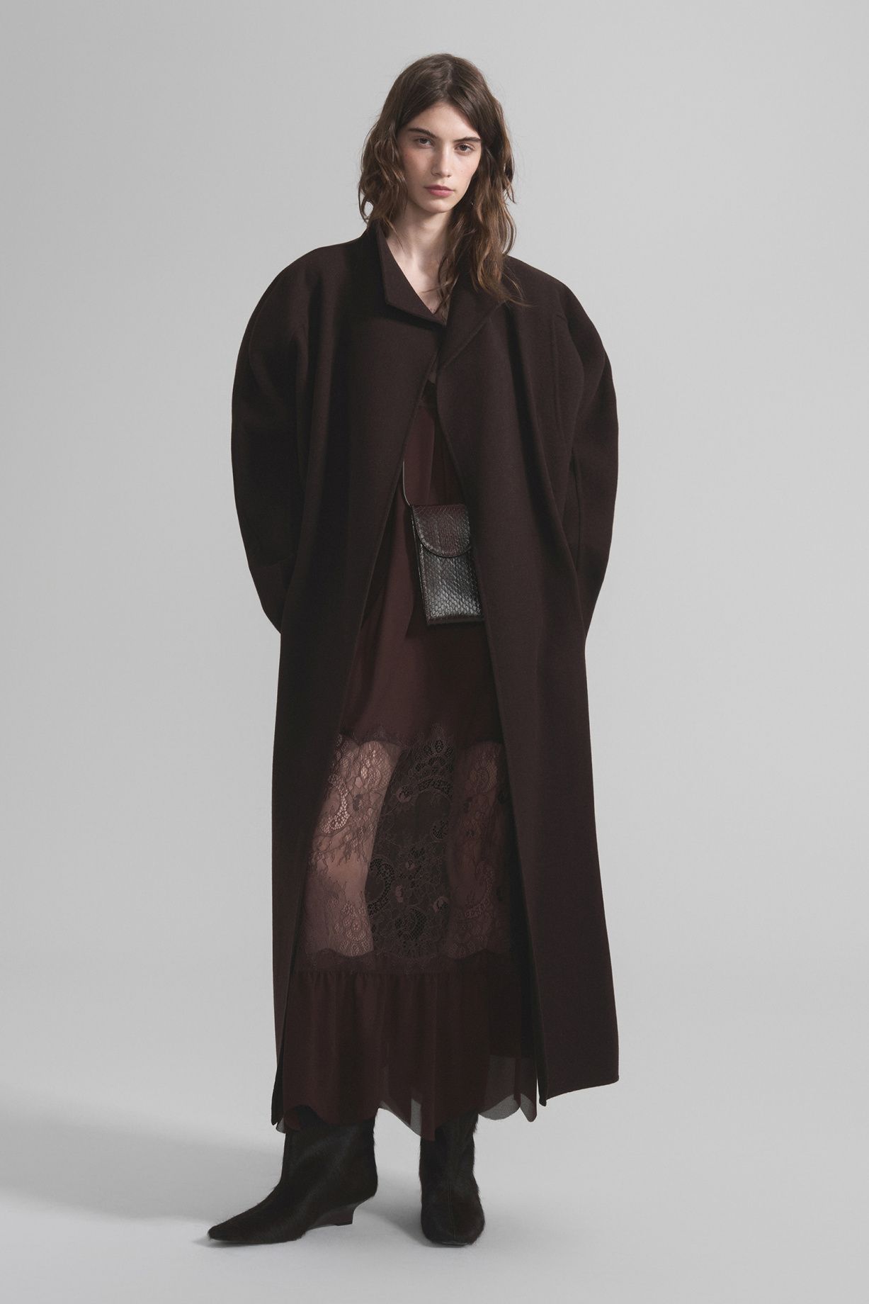 Пальто из шерсти