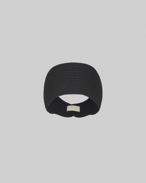 Повязка на голову вязаная