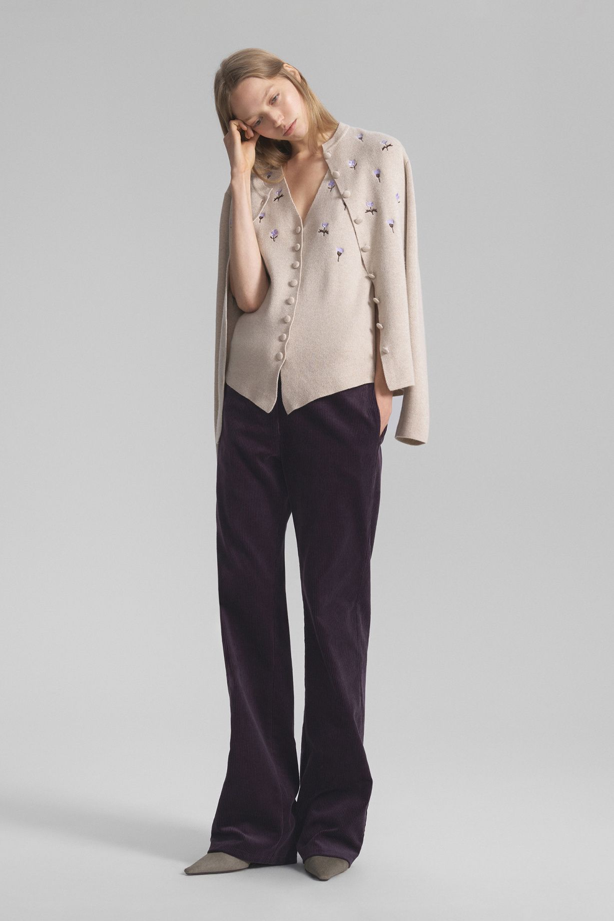 Cashmere and silk button-down cardigan with embroidery