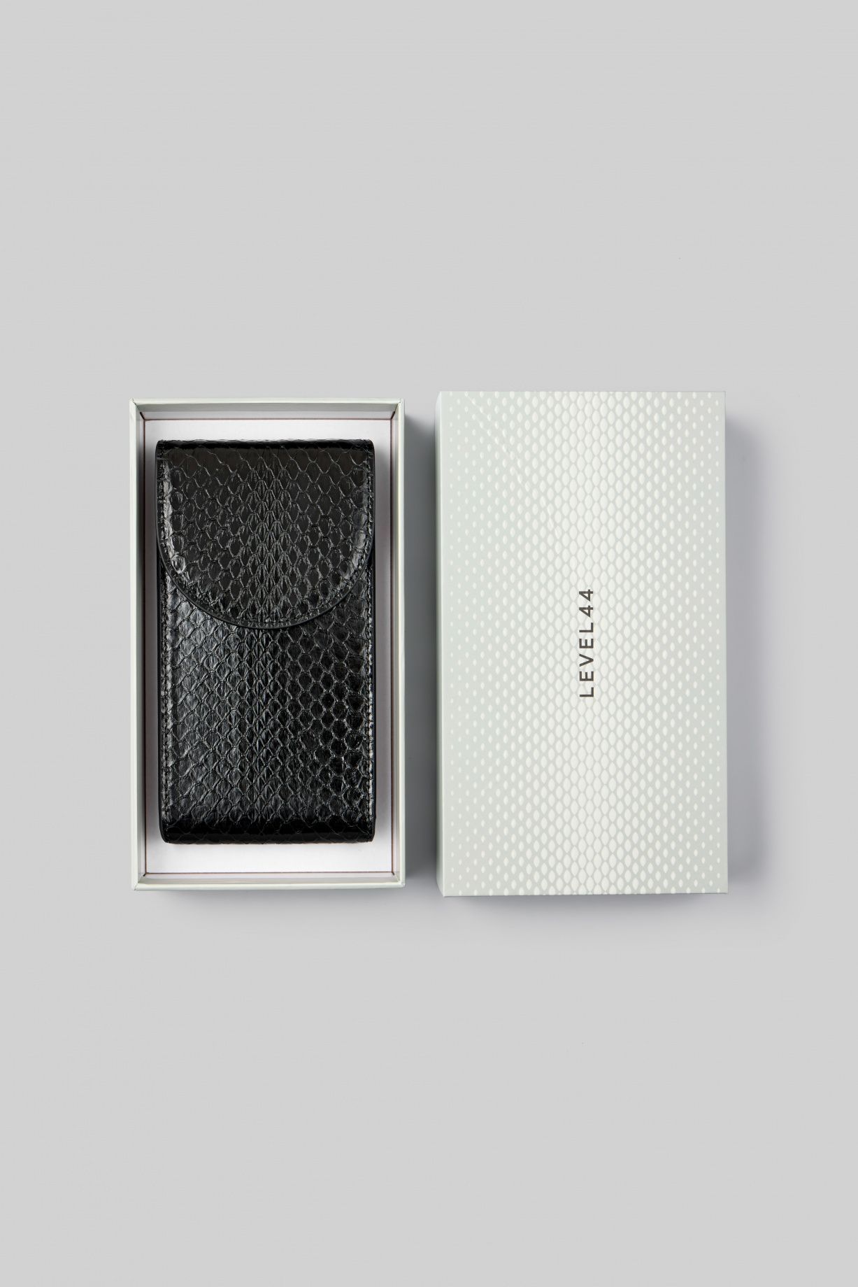 iPhone bag Mona из экзотической кожи питона