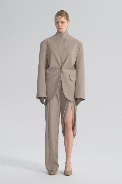 Voluminous jacket
