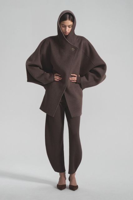 Introvert пальто с запакованными швами из кашемира и шерсти 