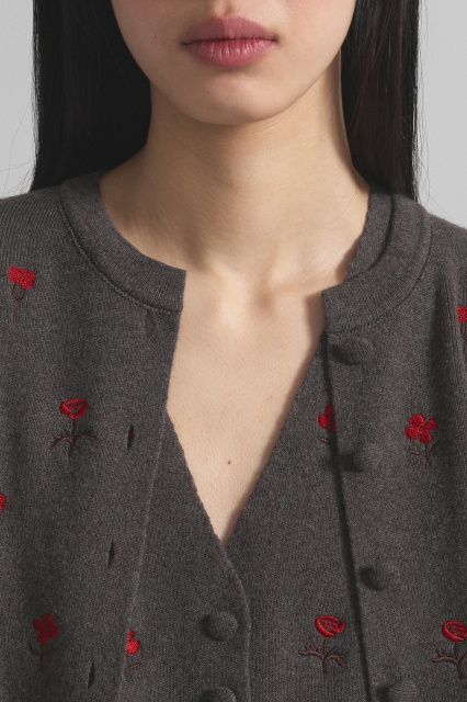 Cardigan with buttons made of cashmere and silk
