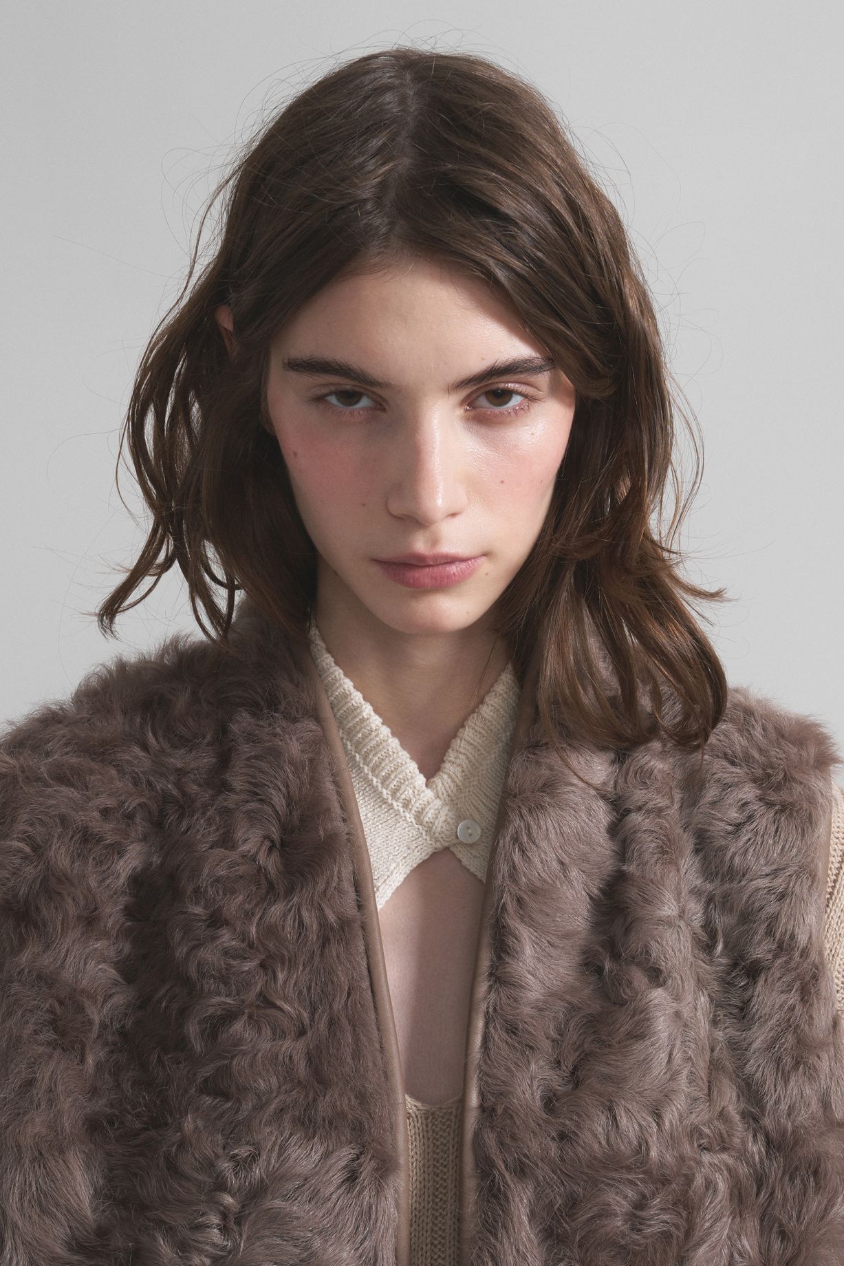 Жилет из каракуля и кашемира