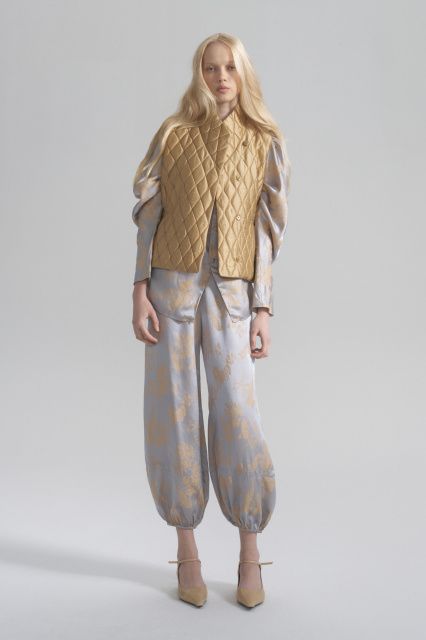 Jacquard silk suit