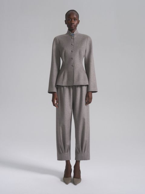 Агне́с Костюм из кашемира и шелка