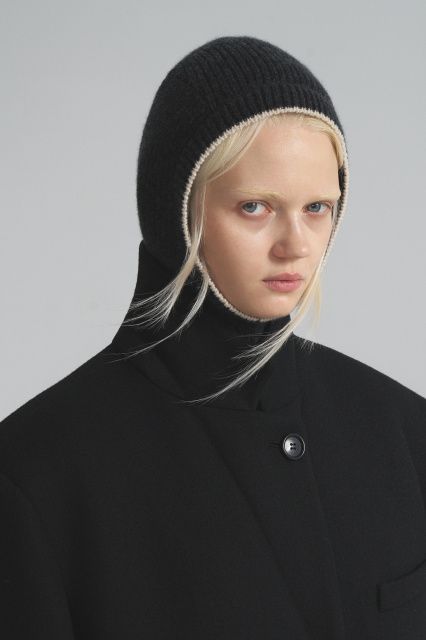 100% cashmere hood