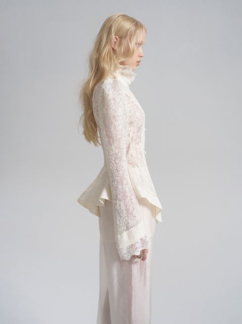 Giselle lace blouse-jacket with voluminous embroidery