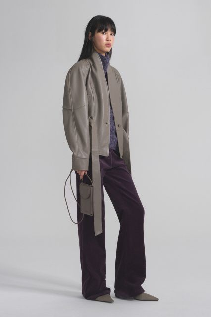 Fitted leather jacket