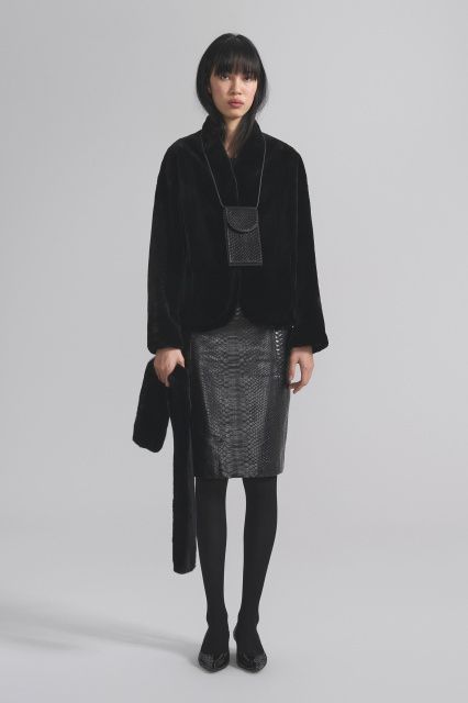 Шуба из аукционного меха норки BLACKGLAMA