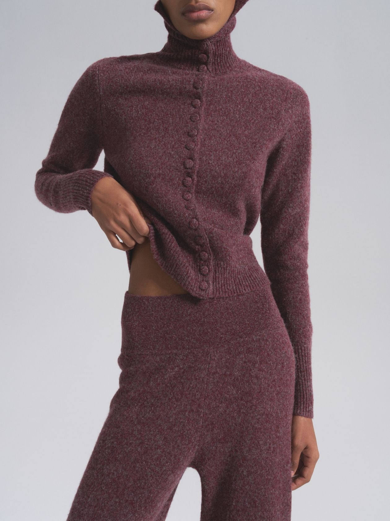 Агата cвитер из шерсти альпака с обтянутыми пуговицами