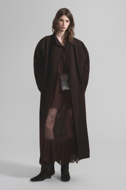 Пальто из шерсти