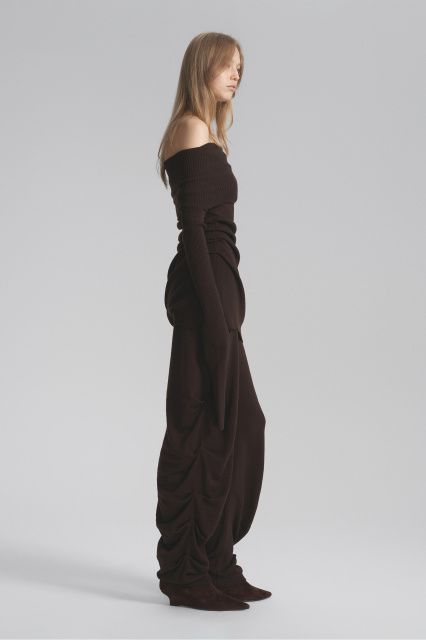 Merino wool pleated trousers