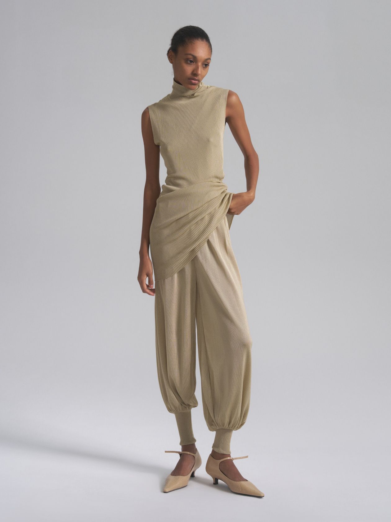 Aladdin silk jersey trousers with cuffs