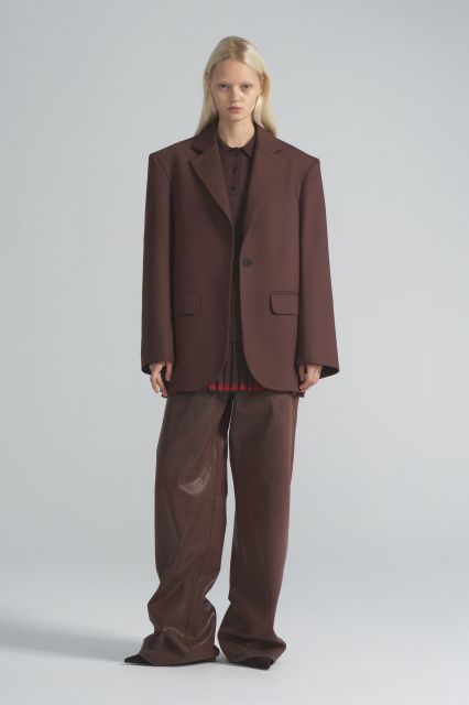Voluminous jacket