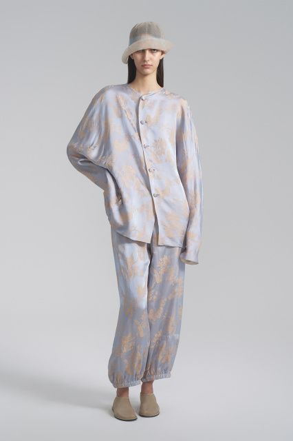 Jacquard silk suit