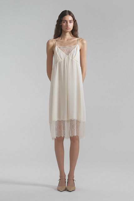 Nika lace dress