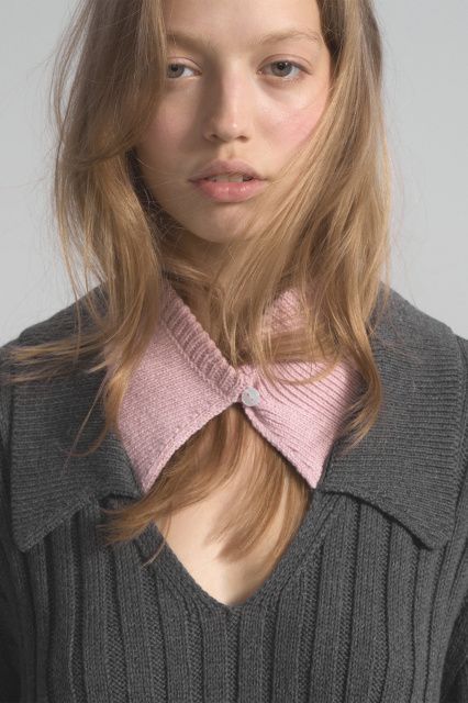  Two-tone cashmere and Peruvian cotton sweater